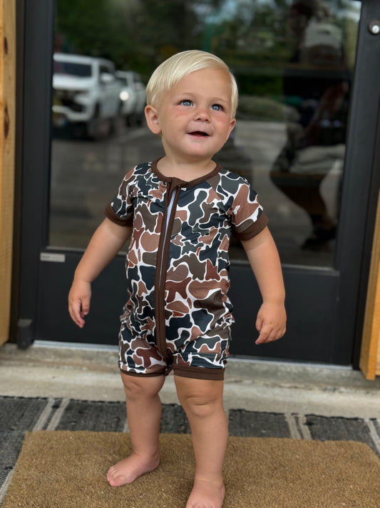 Brown short sleeves baby boy zipper romper