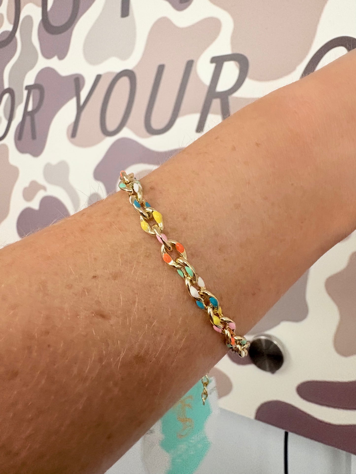 Ezzy Magnetic Bracelet: Lil Ezzy Rainbow