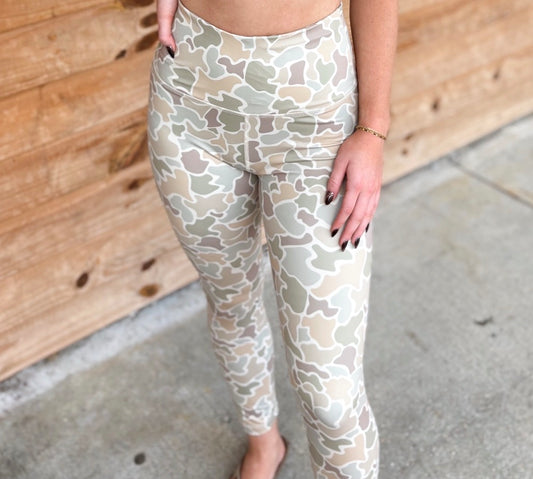 Local Girl Leggings 2.0 - Forest Desert Camo