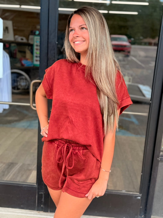 GAME DAY Mineral Washed Top and Shorts Set: BURGUNDY