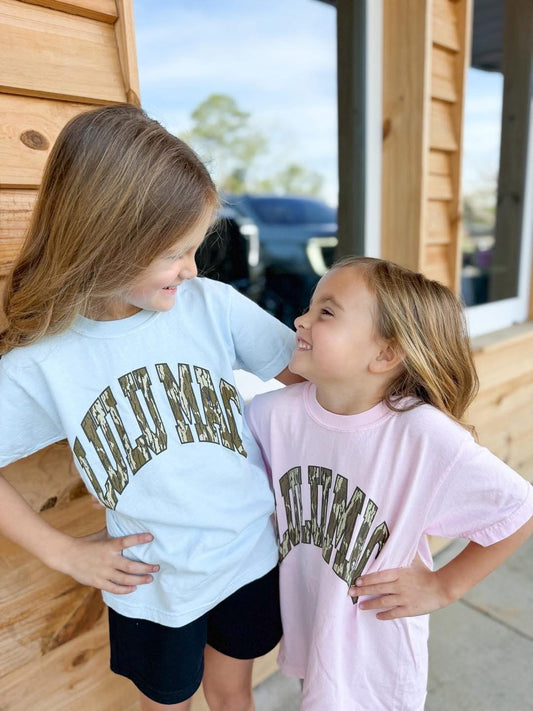 Youth Lulu Mac CHAMBRAY COMFORT COLORS MOSSY OAK TEE