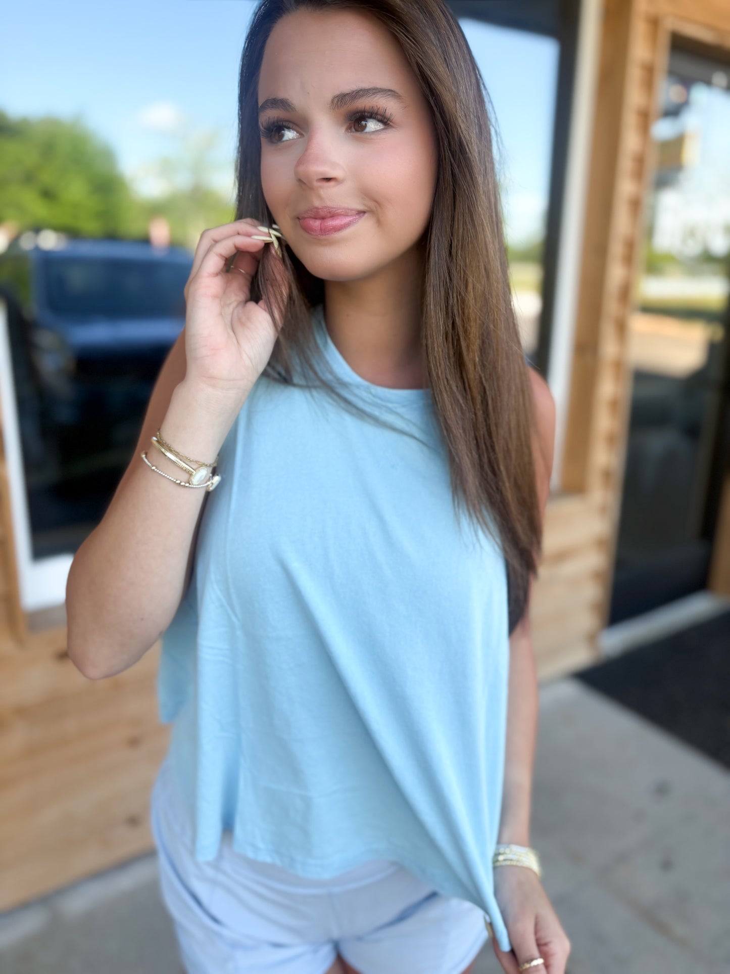 Raw Edge Details Sleeveless Washed Top: BLUE