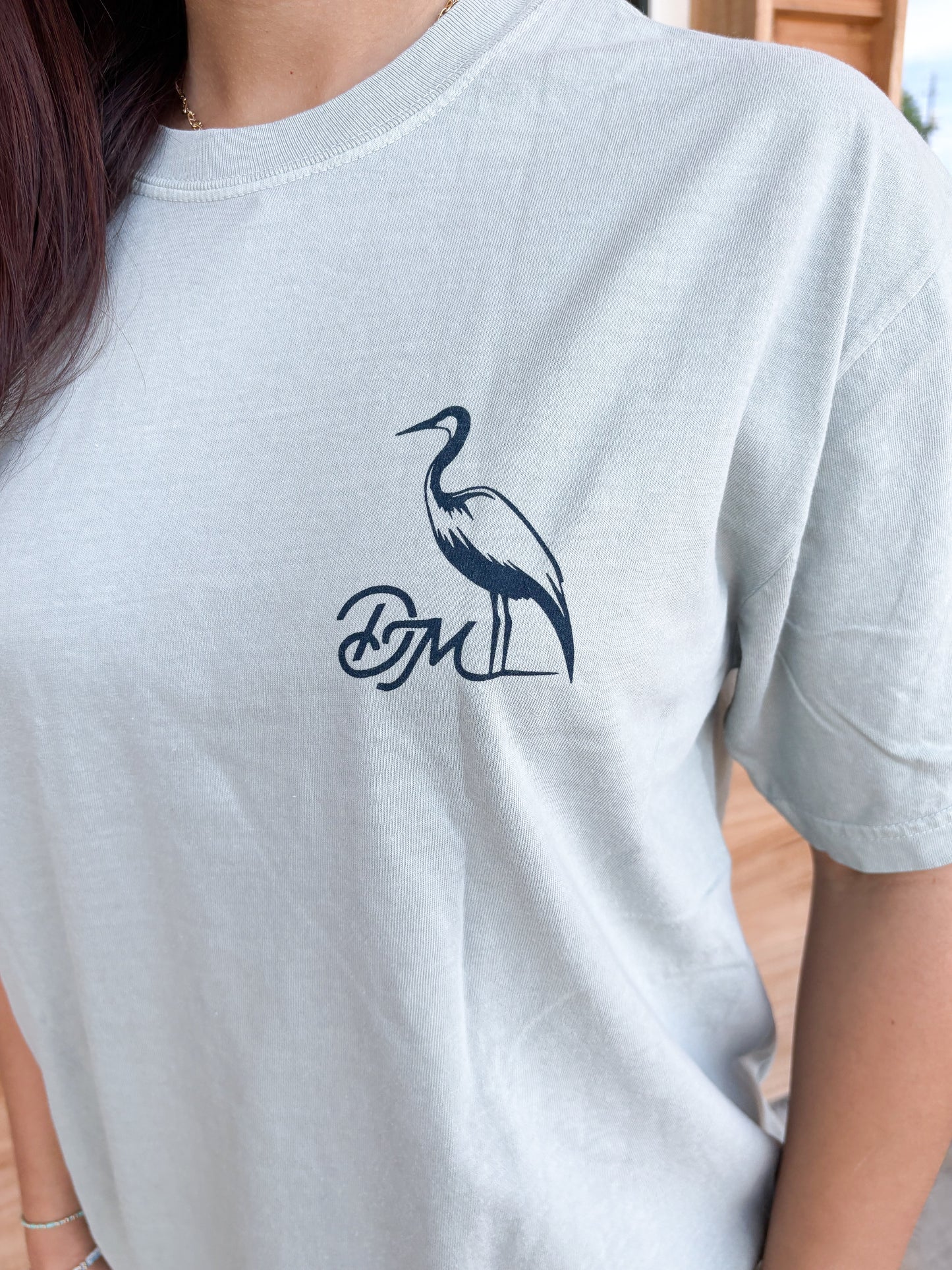 Dirty Marsh Shoreline Badge Tee | Ice Blue