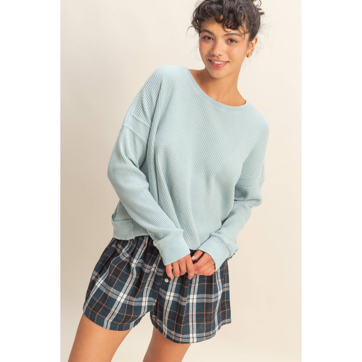 Open Back Textured Knit Long Sleeve Top: CHESTNUT