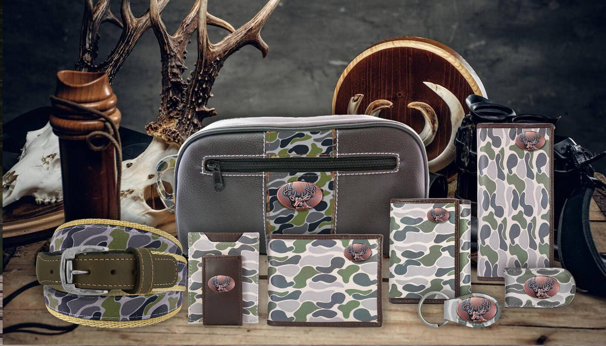 Buck Men's Magnetic Front Pocket Old School Camo Leather Wallet.: Brown/Tan Camo