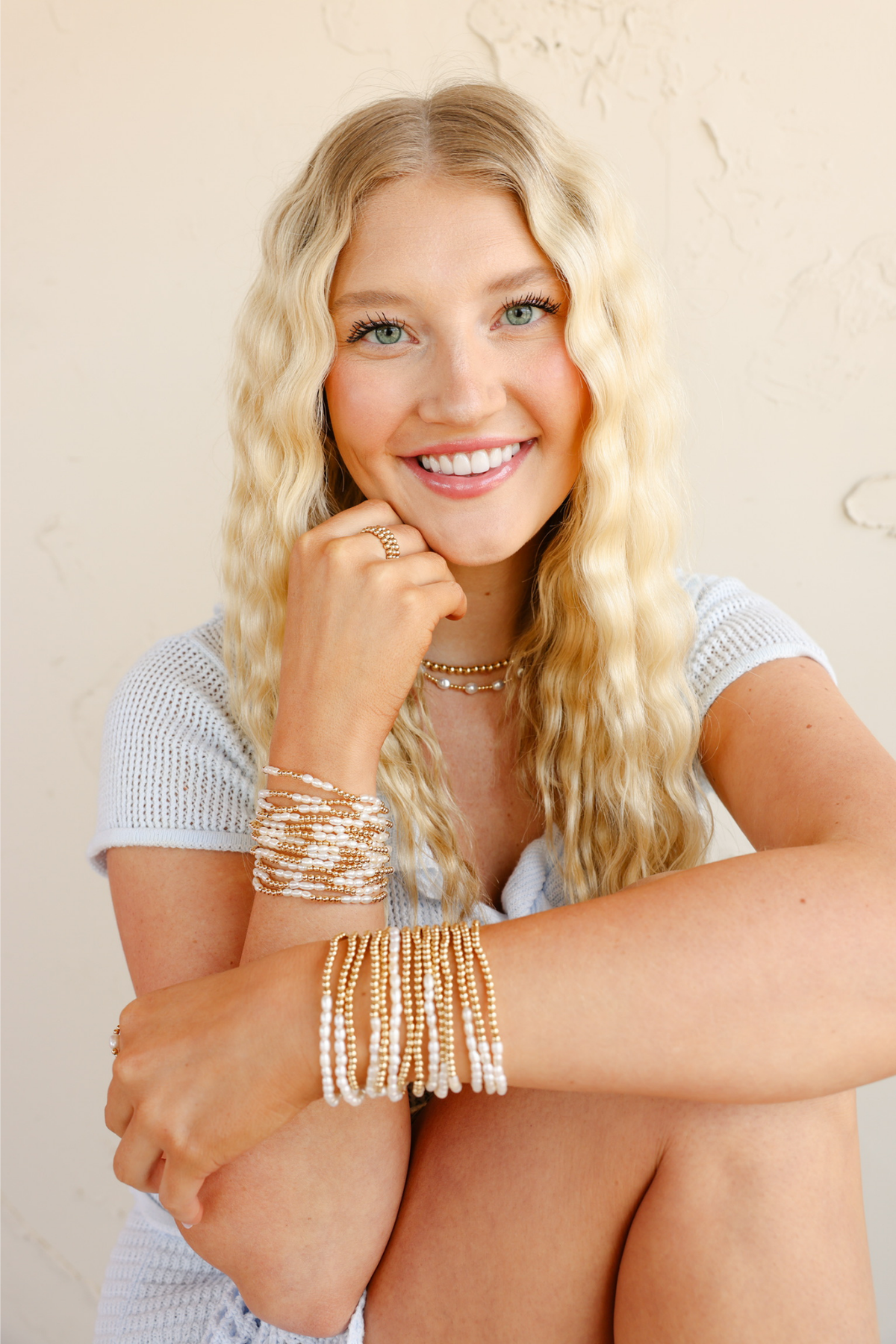 Hannah Pearl Bracelet in Gold: Standard 6.75 Inch