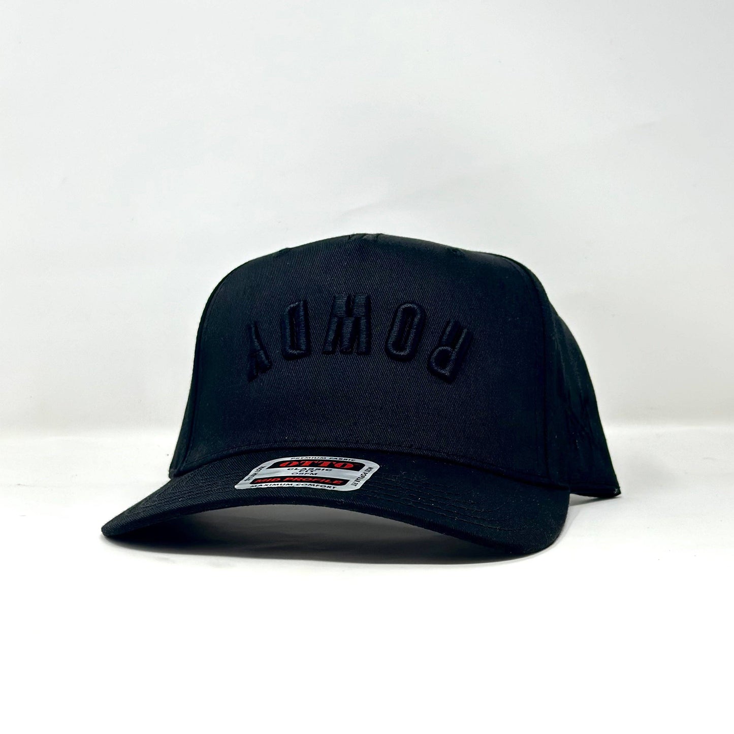 MHC ROWDY Trucker Hat: Black/White Otto