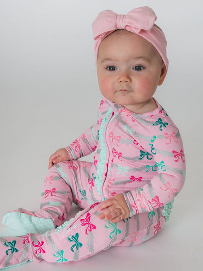 SoftSnooze™ Baby Girls Cotton Modal Sparkle Pink Tinsel Tidings Footed Ruffle One Piece Pajama
: Pink