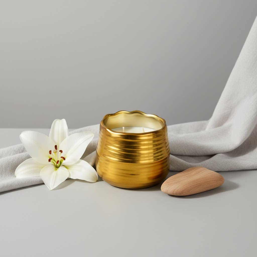 20 oz Midas Candle: Belle