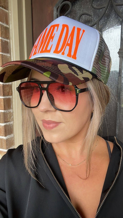 Skye - Unisex Oversized Aviator: Amber