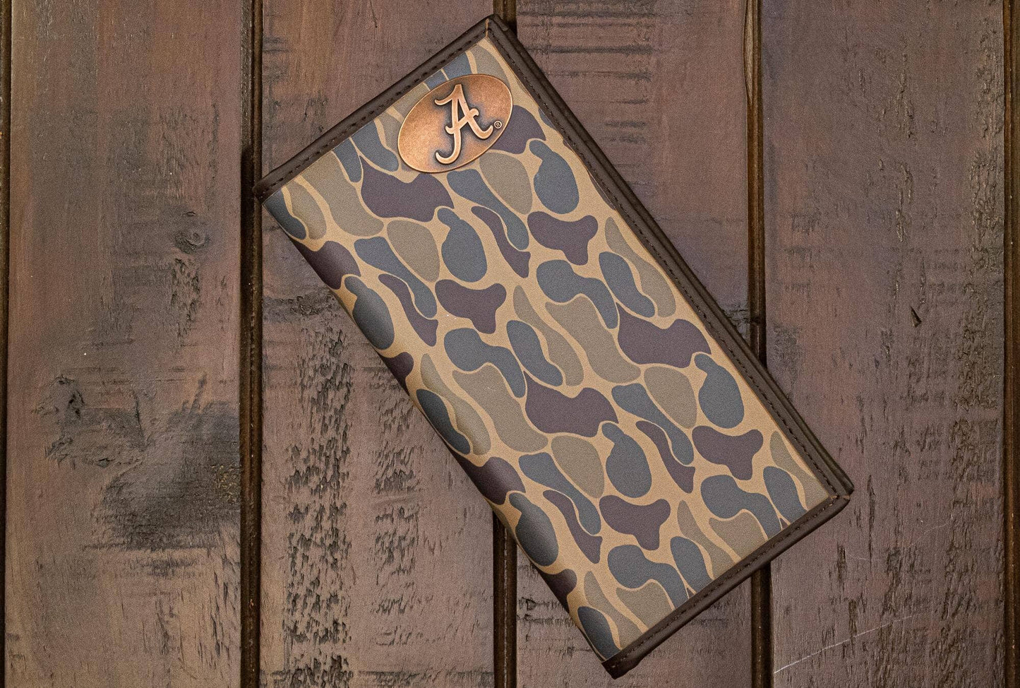 Alabama Crimson Tide Men's Secretary Old School Camo Leather Wallet.: Brown/Tan Camo