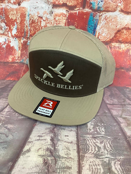3G/3D Logo 7 Panel: Brackish/White