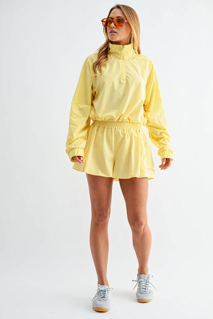 Breeze Flutter Short: YELLOW GLOW