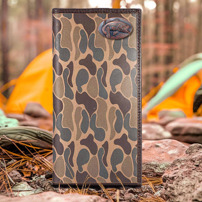 Bass Men's Secretary Old School Camo Leather Wallet.: Brown/Tan Camo
