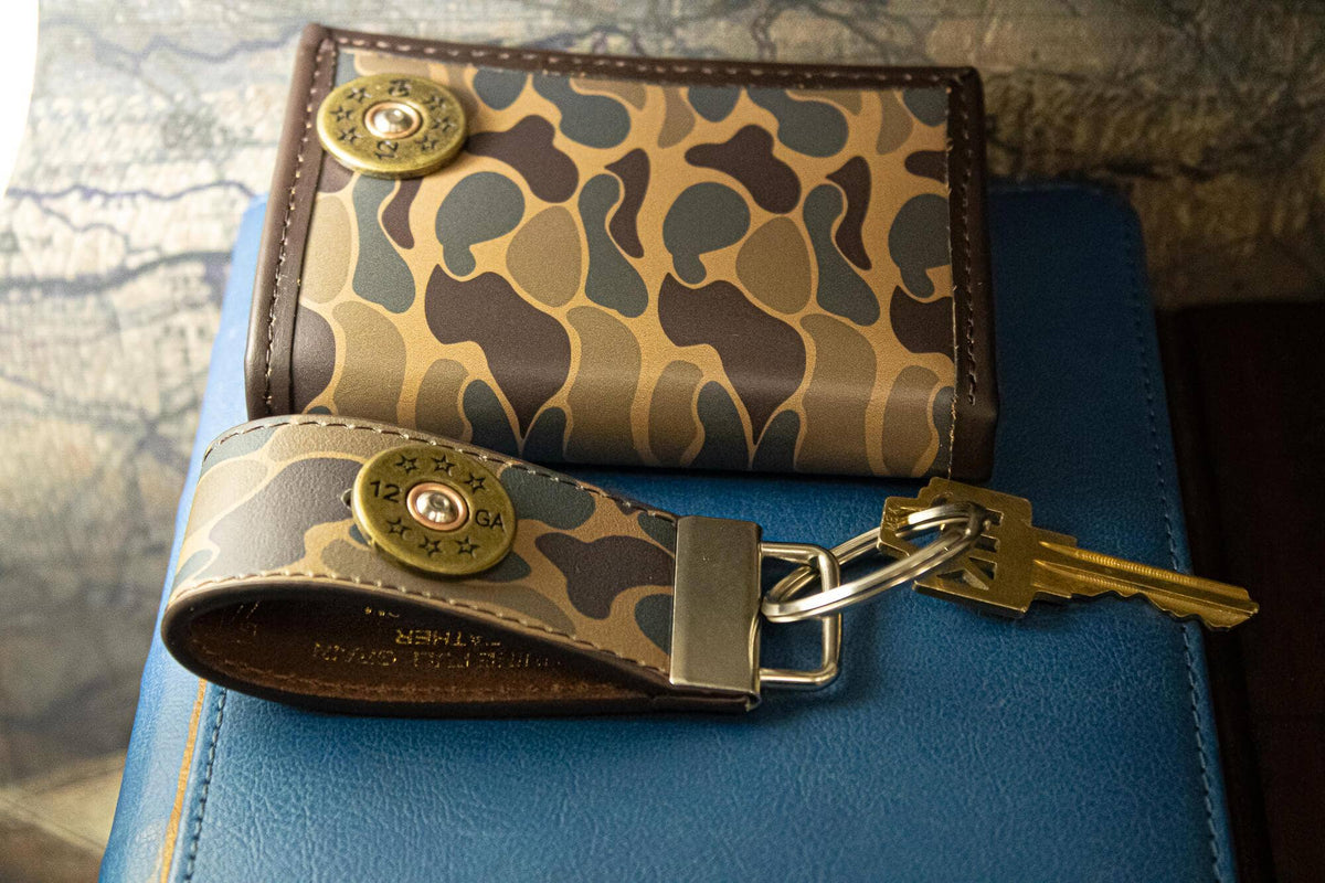 Shotshell Hunting Old School Camo Leather Loop Keychain.: Brown/Tan Camo