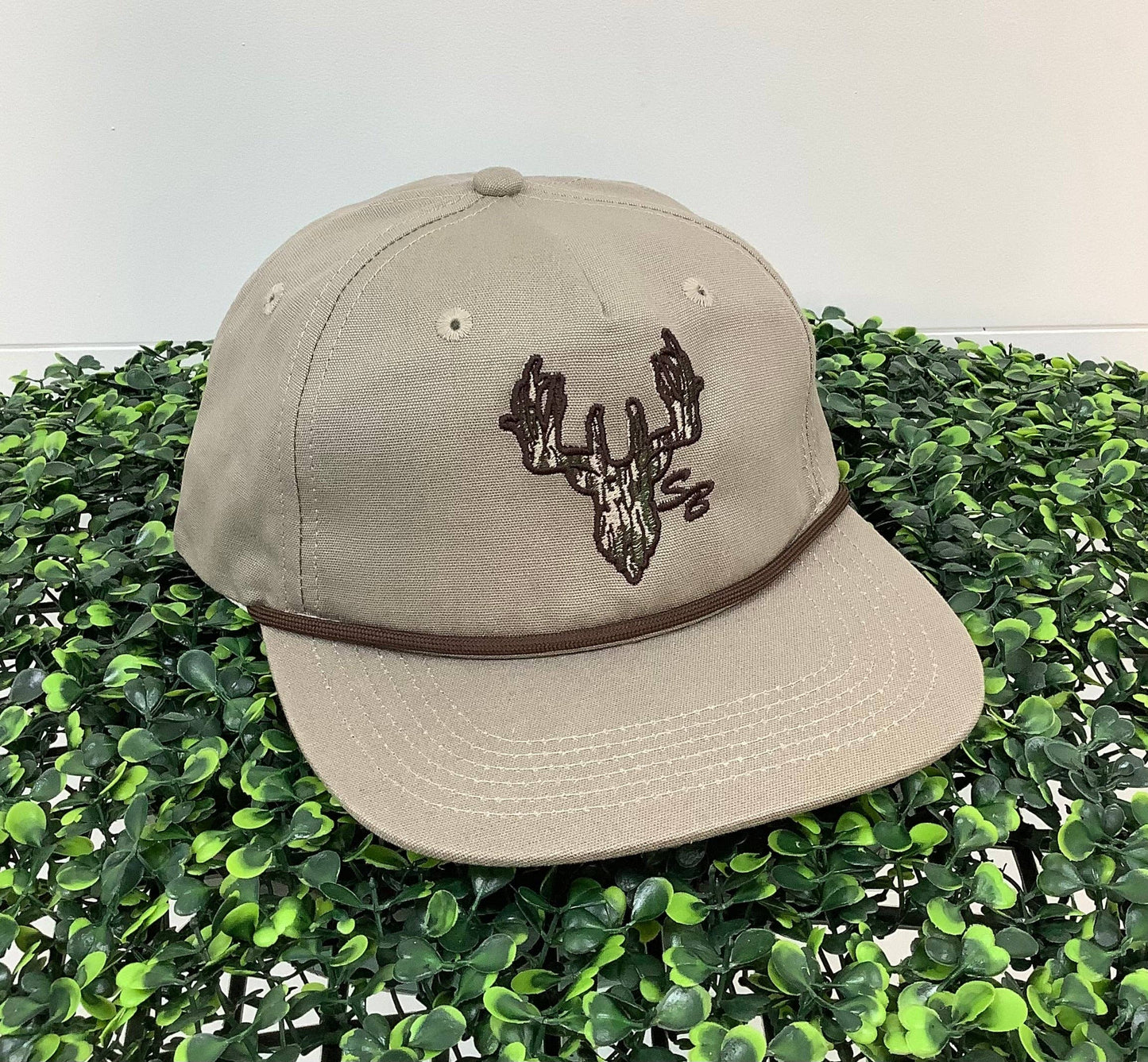 SB Camo Deer Hat: Khaki/Brown 7p
