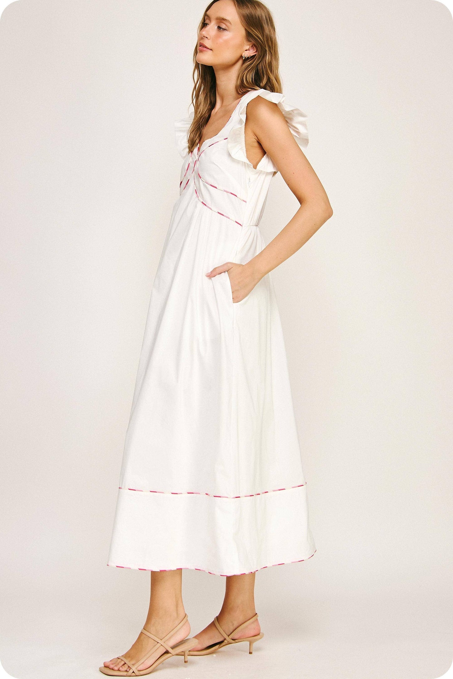 Contrast Multi Color Piping Midi Dress: Chambray