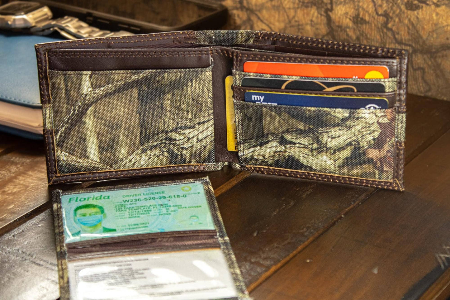 Alabama Crimson Tide Mossy Oak Wallets.: Bifold